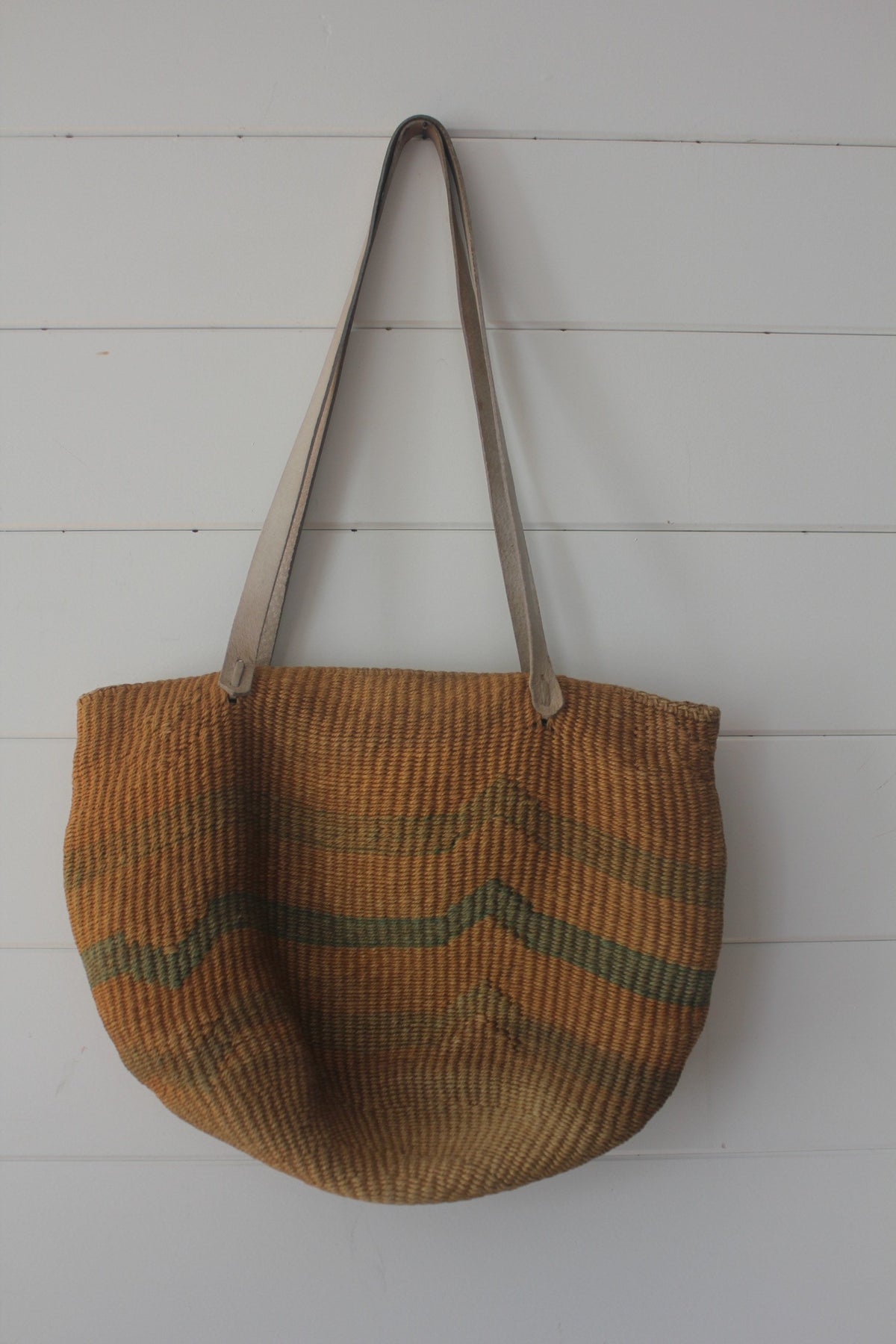Vintage Sisal Bucket Bag - Diamonds & Rust
