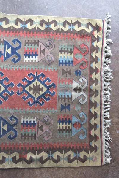 Vintage Kilim Rug: 72" x 48"