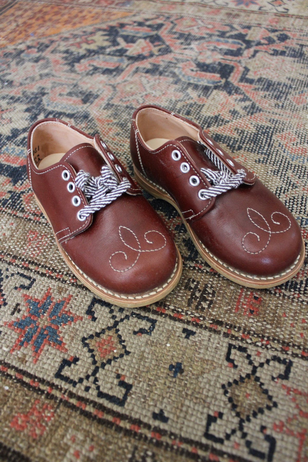 Vintage Pair of Children's Shoes: Size 7.5 - Diamonds & Rust