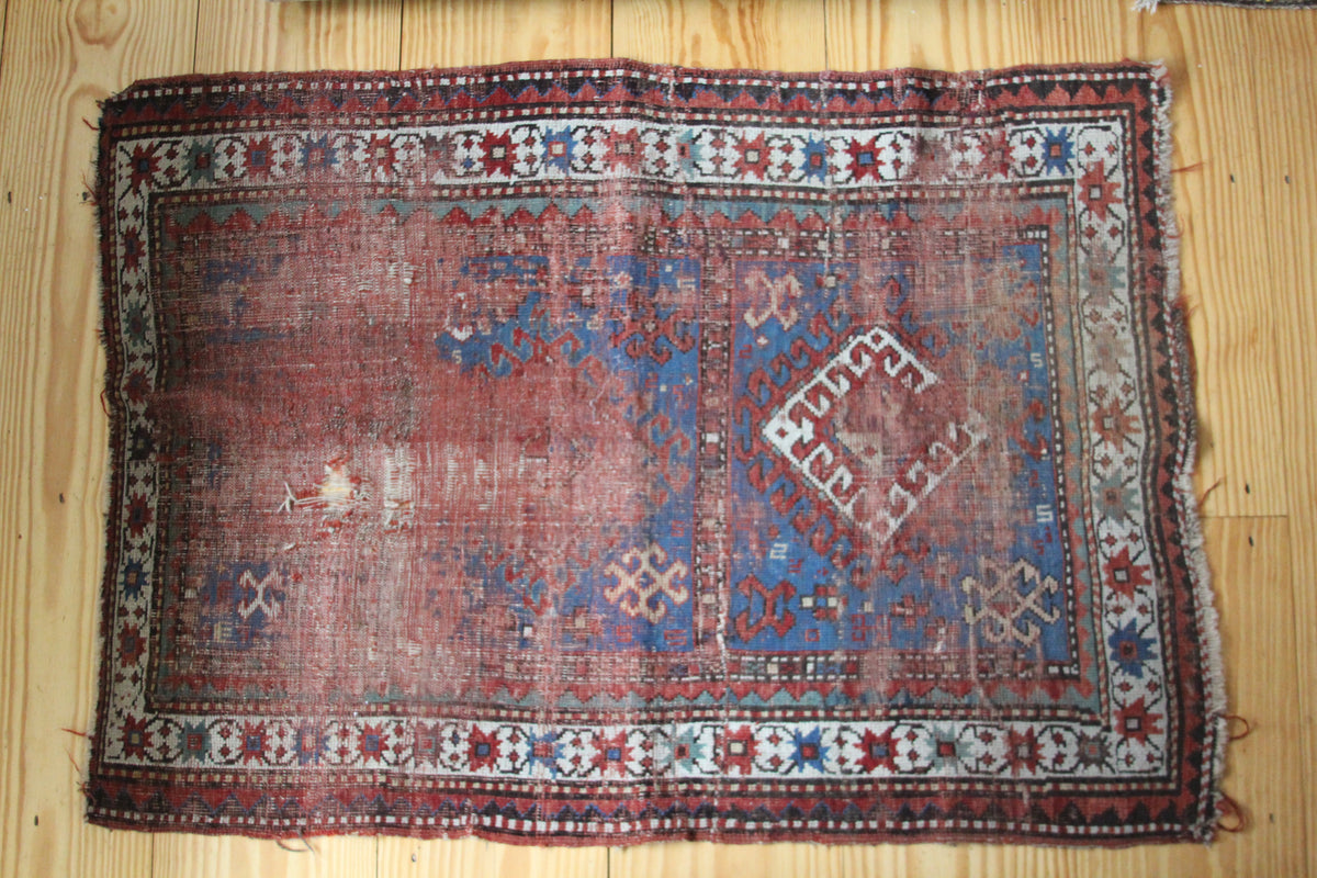 Vintage Worn In Rug - Diamonds & Rust