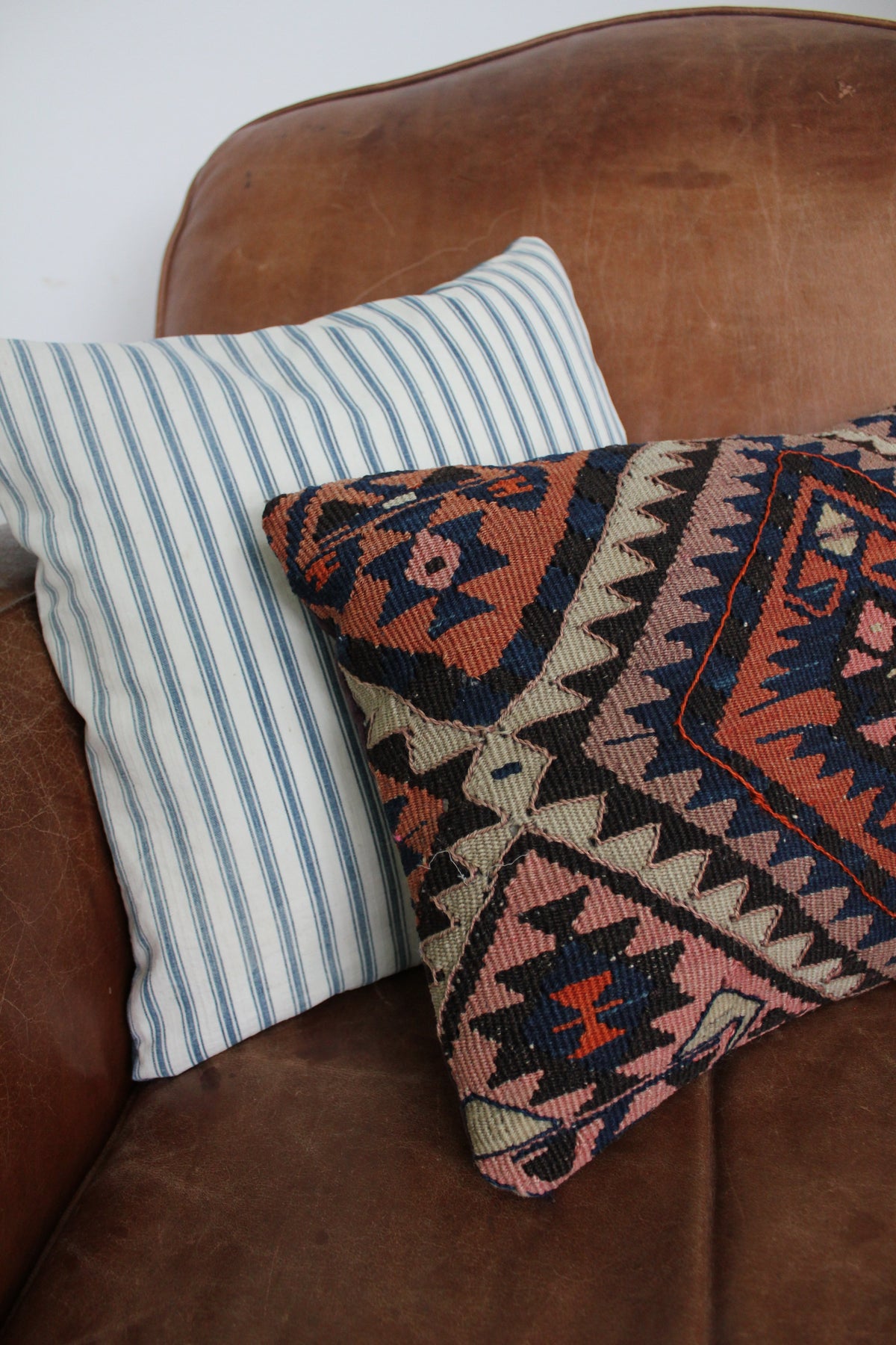 Vintage Kilim Pillow: 12" x 18" - Diamonds & Rust