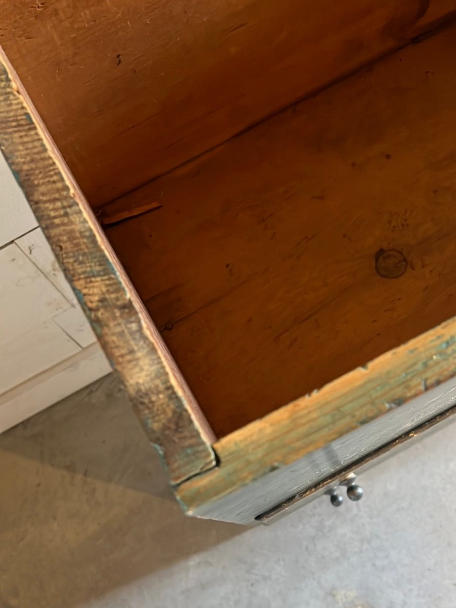 Antique Blanket Chest - Diamonds & Rust