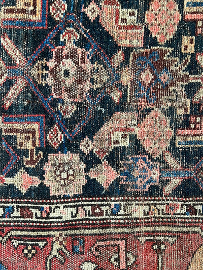 Vintage Rug - Red Boarder