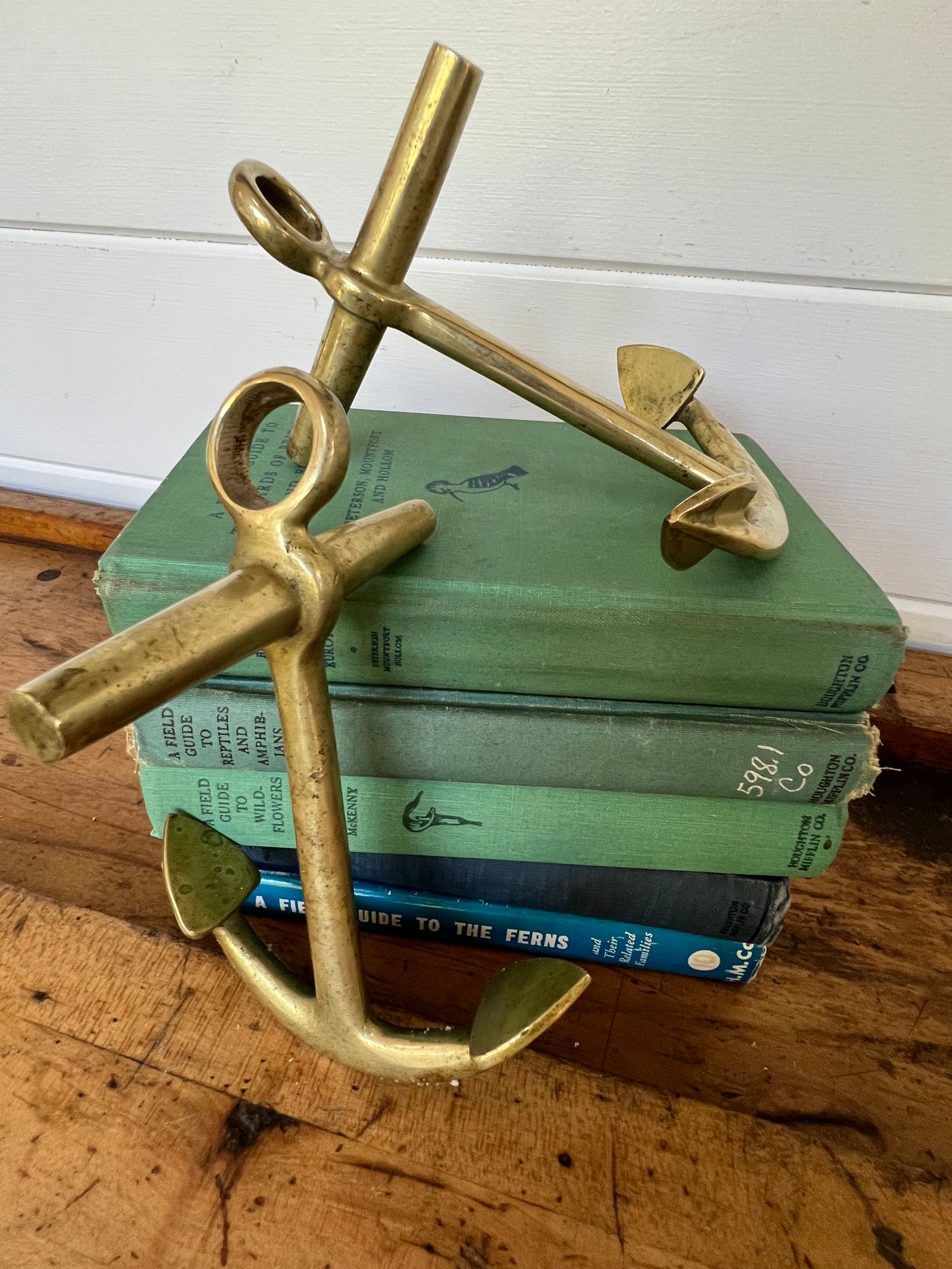 Vintage Brass Shell Bookends with Patina Gold Metal