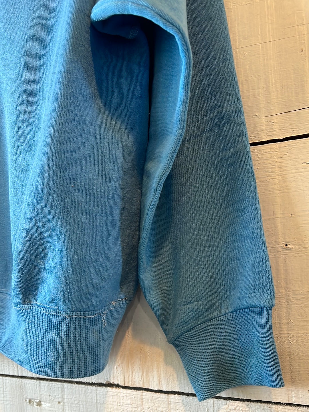 Vintage Raglan Sweatshirt -Baby Blue