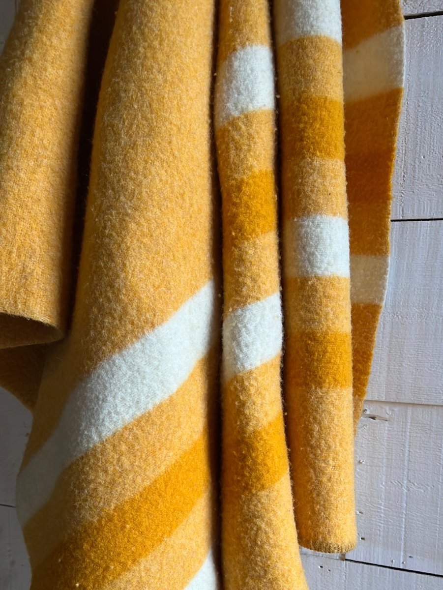 Vintage Baron Wool Camp Blanket - Diamonds & Rust