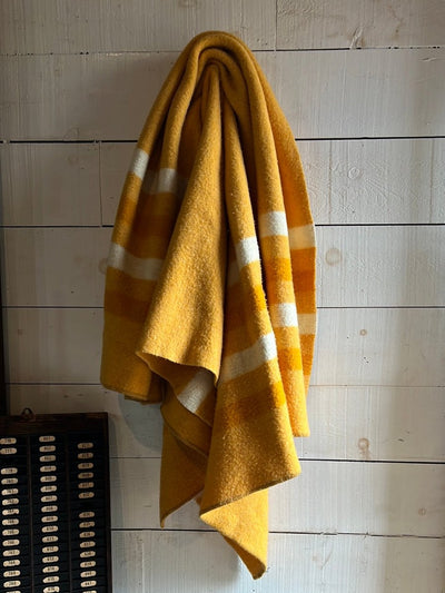Vintage Baron Wool Camp Blanket - Diamonds & Rust