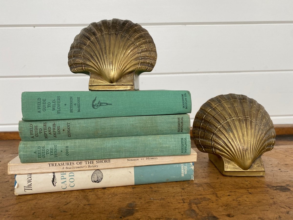 Vintage Brass Clam Bookends - Diamonds & Rust