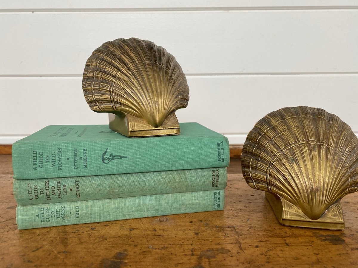 Vintage Brass Clam Bookends - Diamonds & Rust