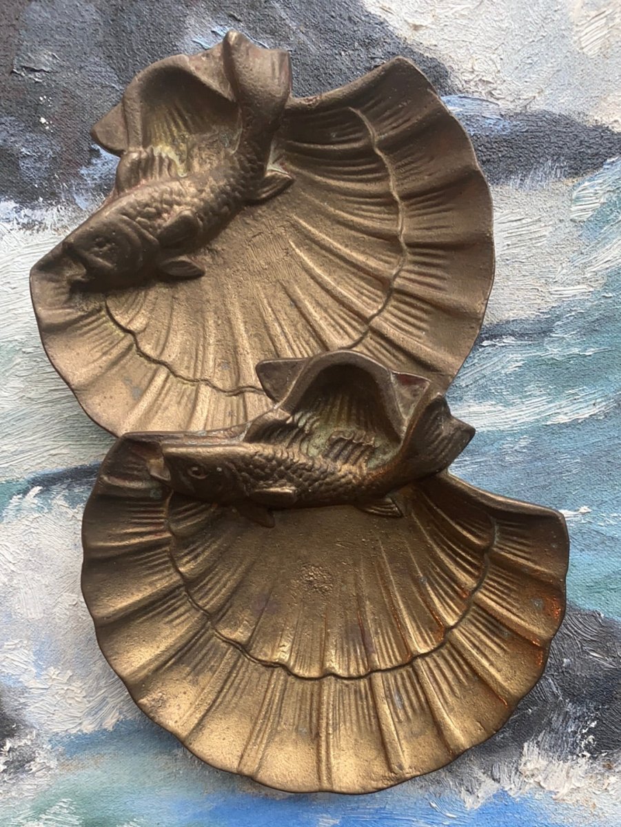 Vintage Brass Shell Tray - Diamonds & Rust