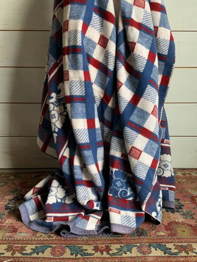 Vintage Camp Blanket - Diamonds & Rust