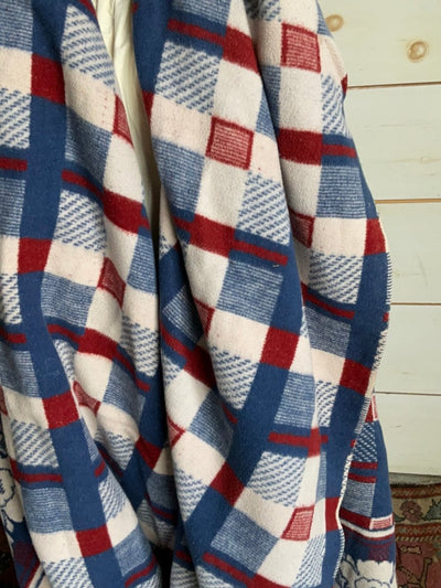 Vintage Camp Blanket - Diamonds & Rust