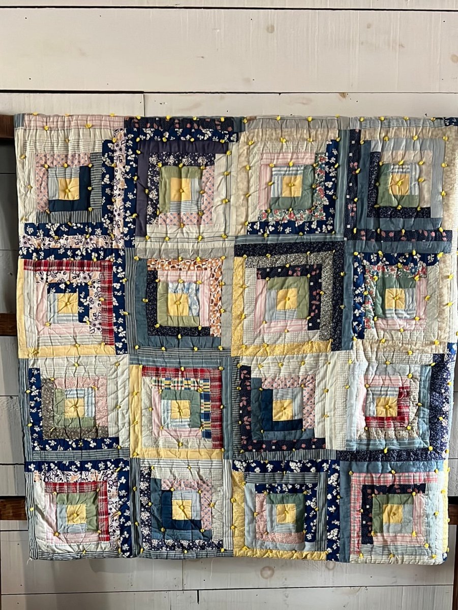 Vintage Log Cabin Quilt - Diamonds & Rust