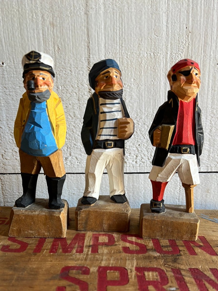 Vintage Wooden Fisherman - Navy Blue Stripes - Diamonds & Rust